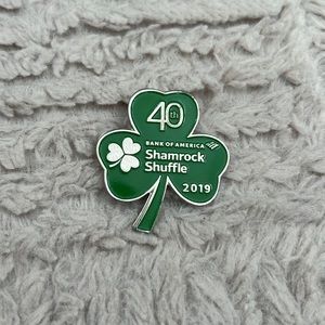 Shamrock Shuffle Bank of America shamrock pin